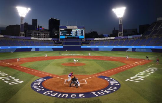 Aplicaciones Esenciales para Aficionados del Béisbol