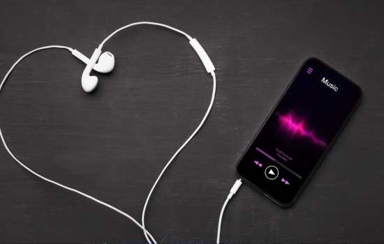 Aplicación Innovadora para Escuchar Música en Línea